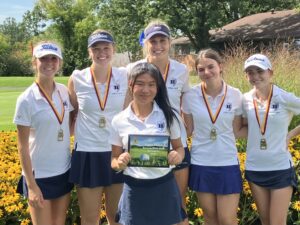 Image of girls golf players